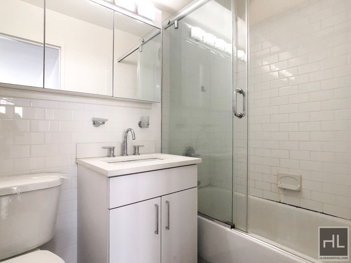 Building Photo - EAST 56 STREET