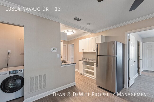 Building Photo - 10814 Navajo Dr