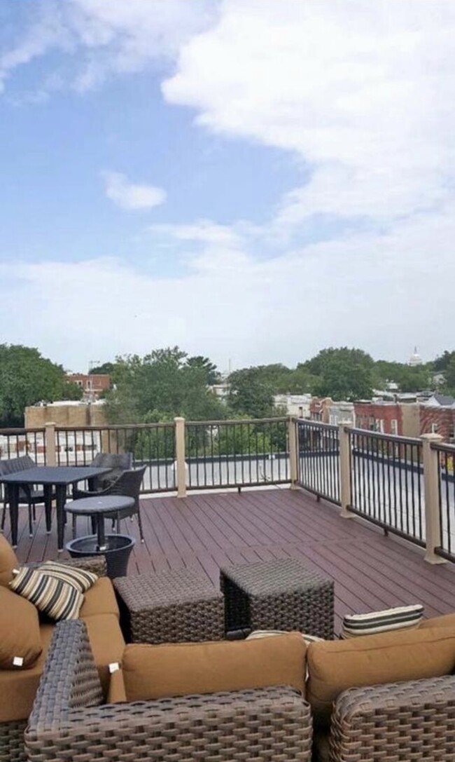 Shared rooftop view - 1211 G St SE