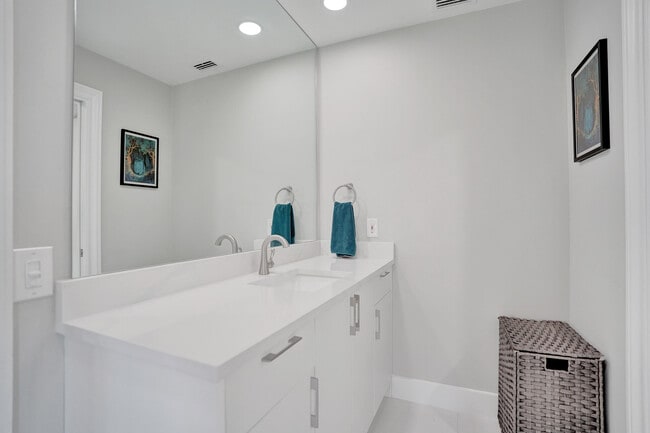 Building Photo - 4130 Georges Way