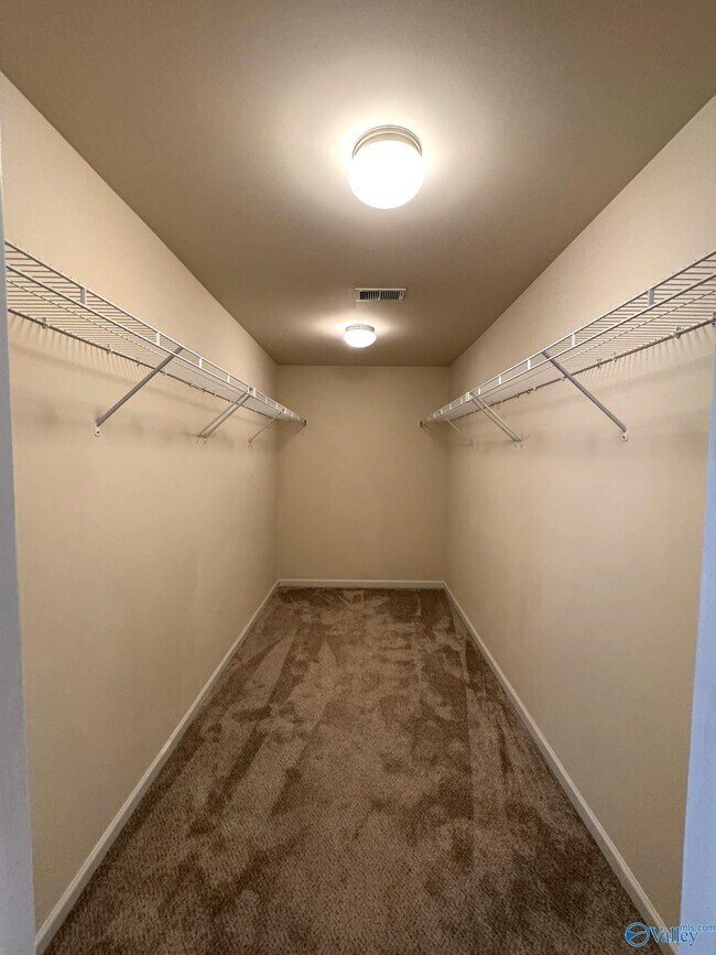 Building Photo - 219 Ivyleaf Dr