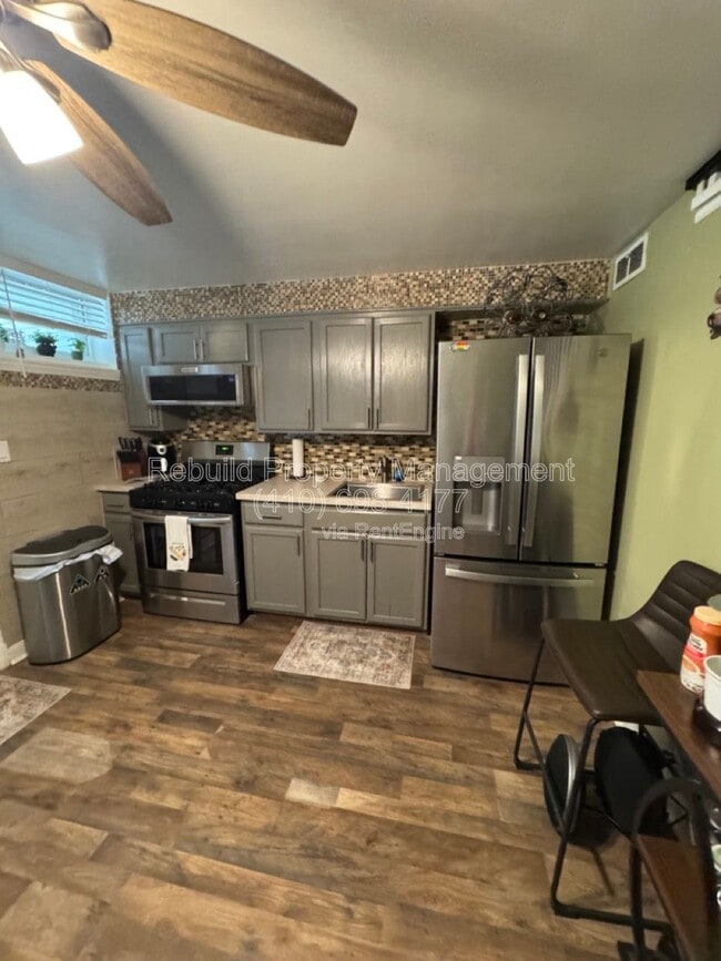 Building Photo - 4120 Dudley Ave