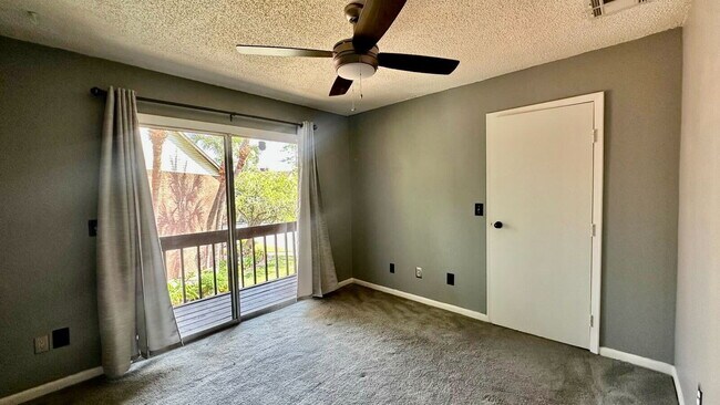 Building Photo - 2369 Tom Jones St