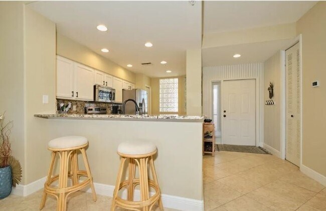 Building Photo - 16400 Millstone Cir