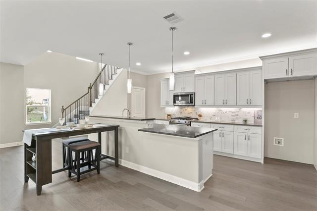 Building Photo - 3200 Matisse Ln