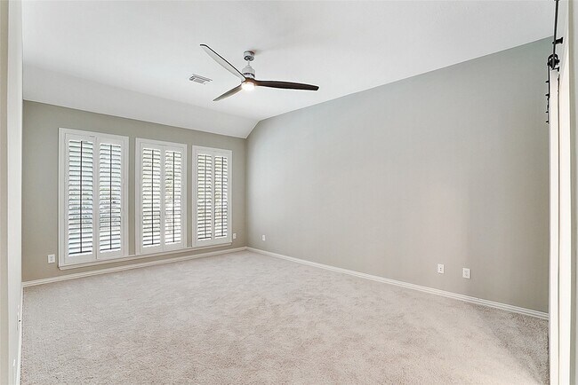 Building Photo - 87 N Concord Valley Cir