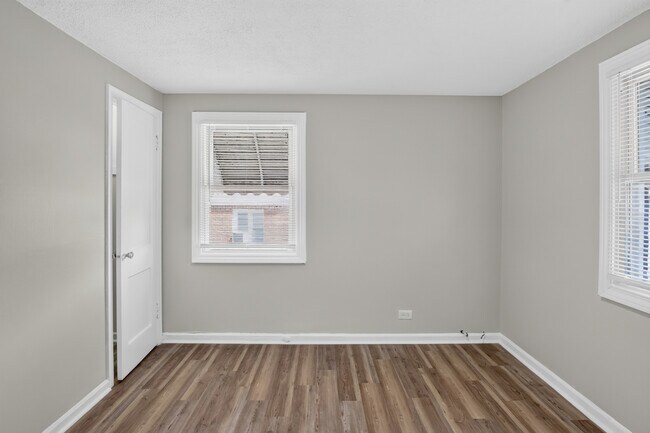 Building Photo - 9722 S Merrion Ave