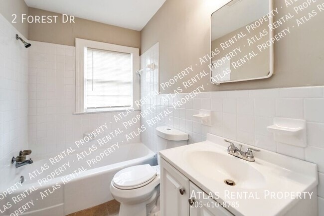 Building Photo - 2 Forest Dr