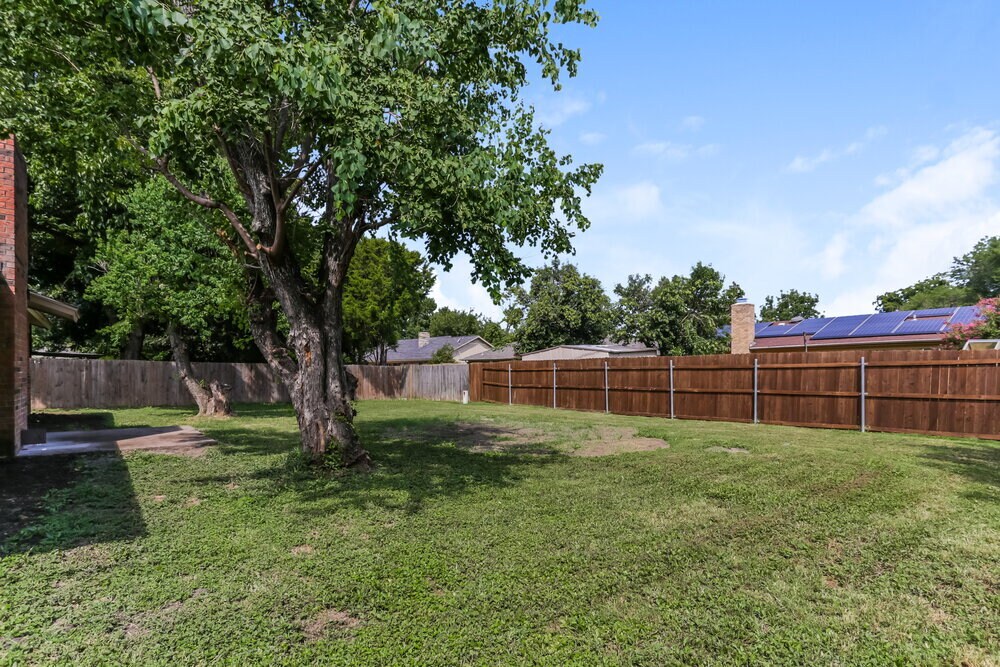 Building Photo - 808 Judith St