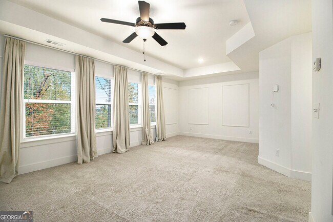 Building Photo - 2249 Mulsanne Dr