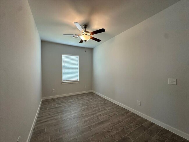 Building Photo - 17971 Lantana Loop
