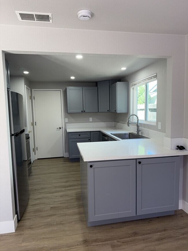Building Photo - 7608 Moose Creek Ct