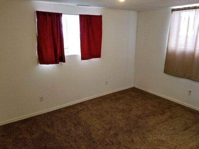 Building Photo - 2 bedroom in Billings MT 59101