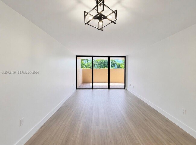 Building Photo - 10985 SW 107th St