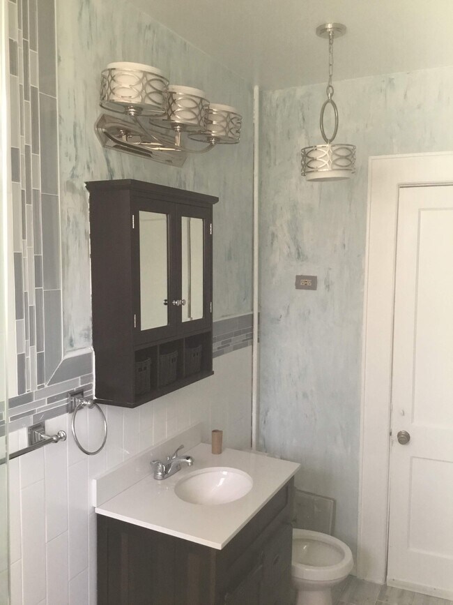 Bathroom 2 - 1330 Dean St