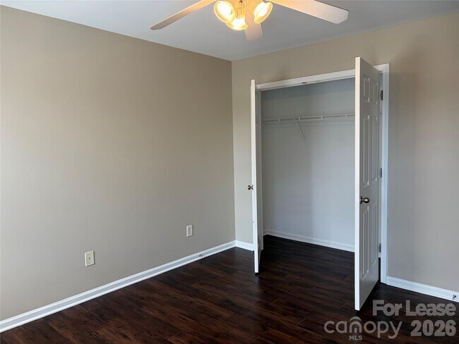 Building Photo - 3707 Rocky Brook Ct