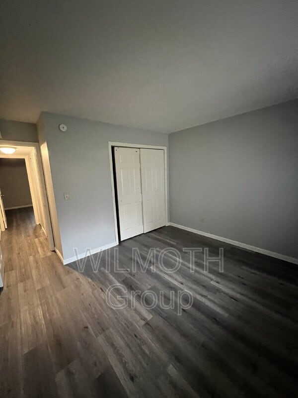 Building Photo - 1325 Millerwood Dr