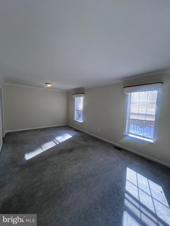 Building Photo - 214 Fairfield Dr