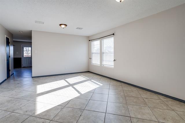 Building Photo - 600 Claiborn Ln