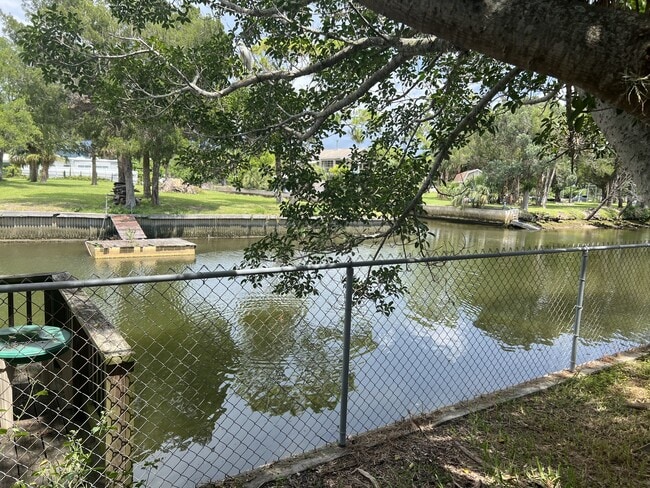 Building Photo - 14830 Atlantic Ave