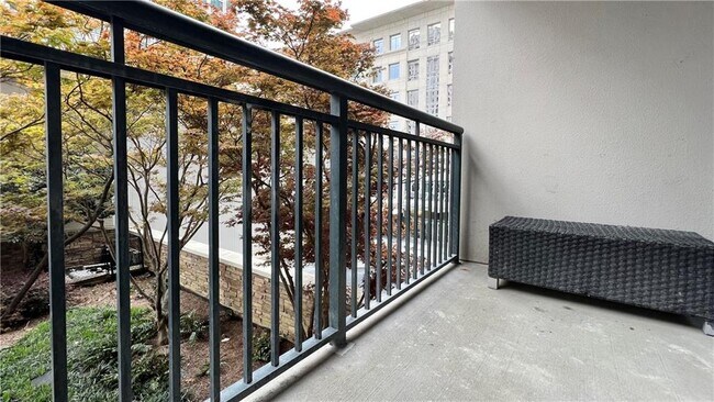 Building Photo - 3040 Peachtree Rd NW