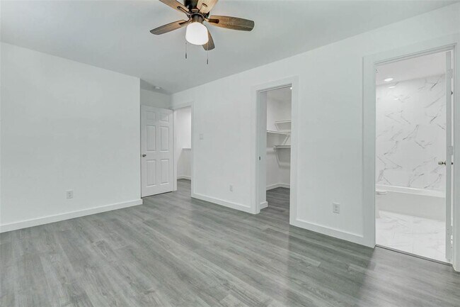 Building Photo - 8218 Bigwood St