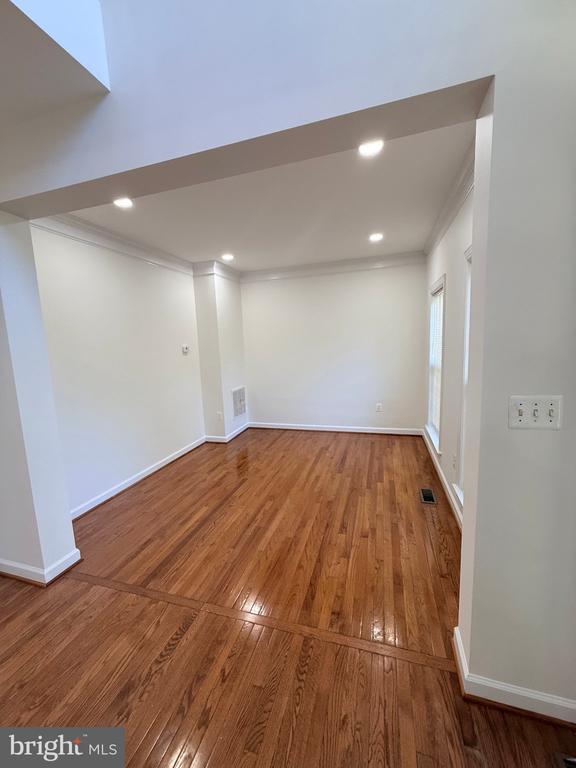 Building Photo - 8140 Gilroy Dr
