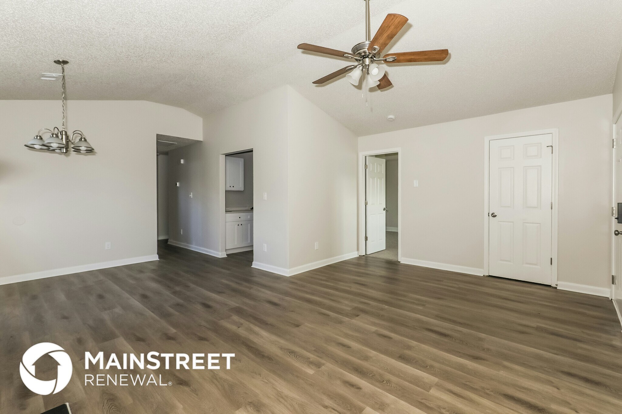 Building Photo - 459 Eagles Crossing Cir