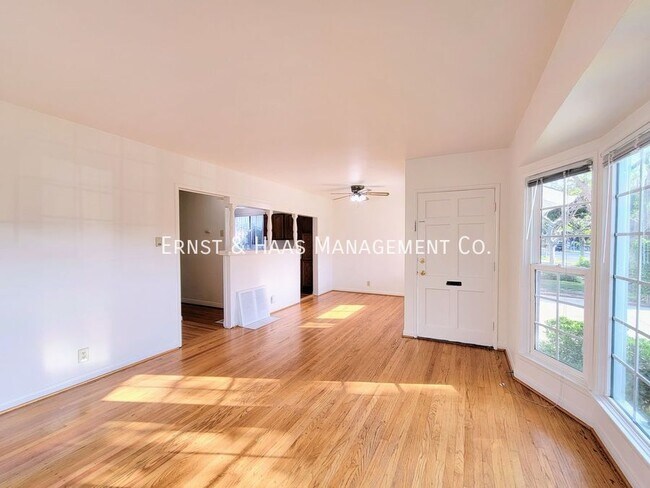 Building Photo - 4718 Briercrest Ave