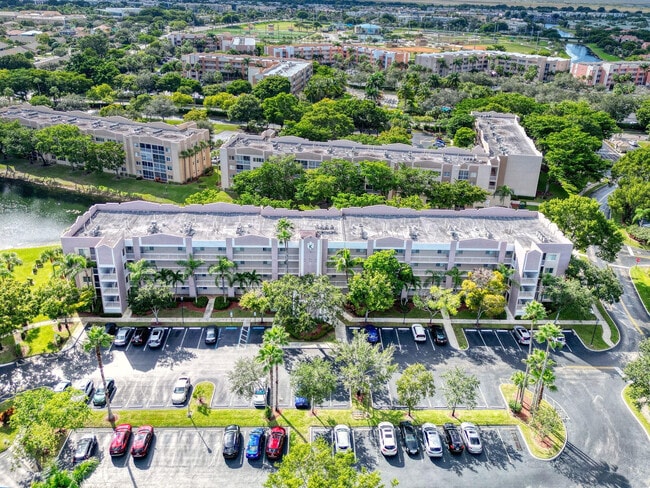 Building Photo - 9580 Weldon Cir