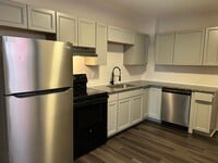 Building Photo - Updated 3-Bedroom, 1-Bathroom Home in Lanc...