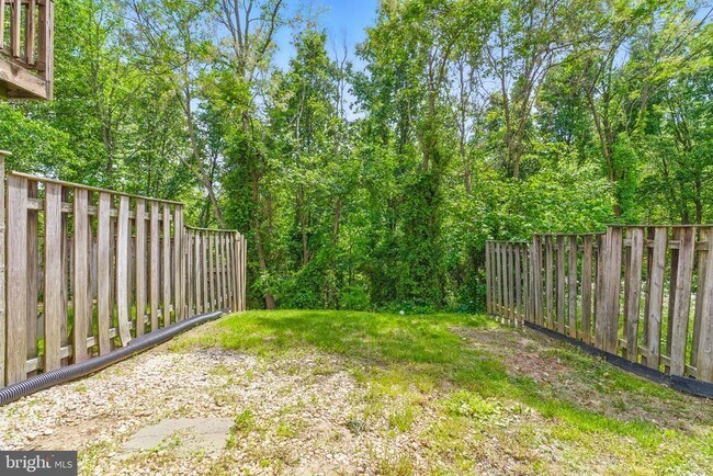 Building Photo - 505 Knollwood Ct