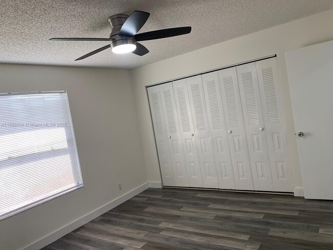 Building Photo - 2816 Stoneway Ln