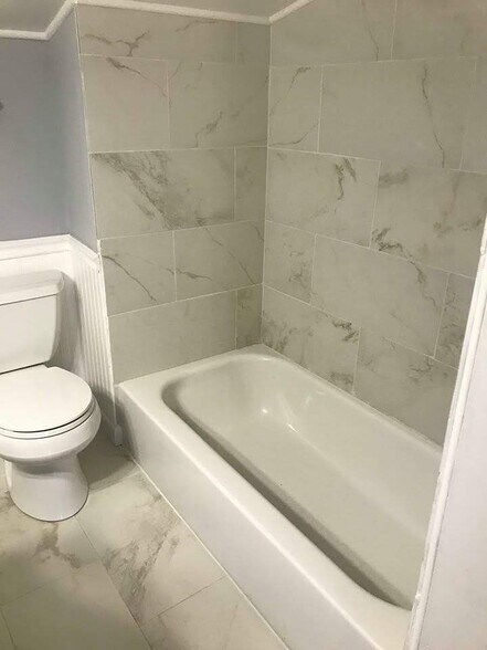 Building Photo - 1704 Bob White Dr