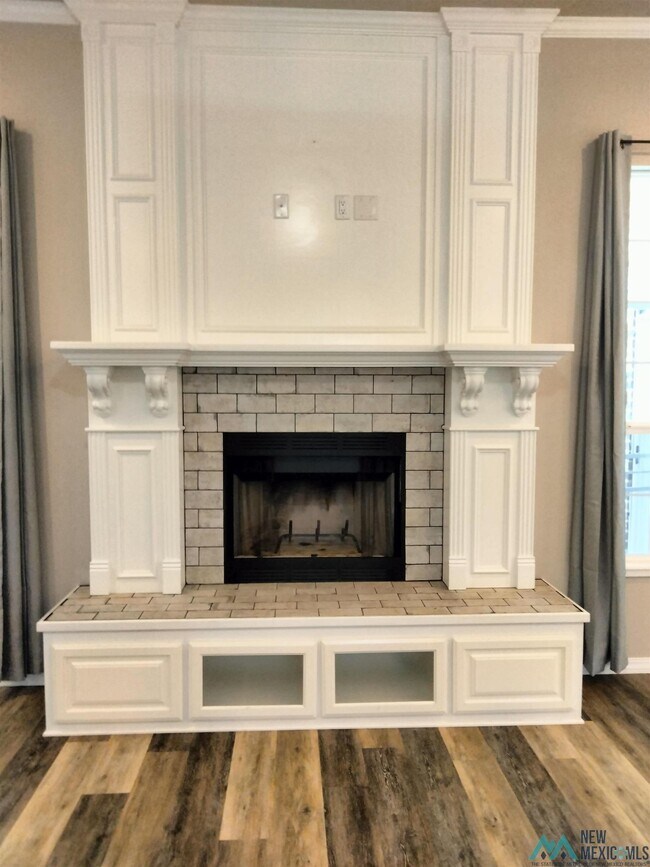 Building Photo - 621 Providence Cir
