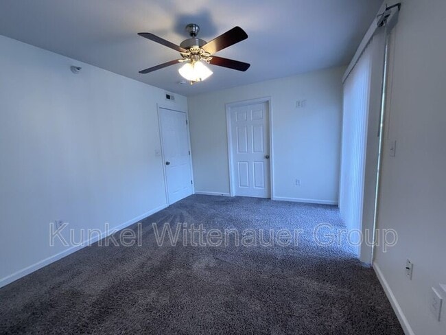 Building Photo - 701 Tower Grove Dr