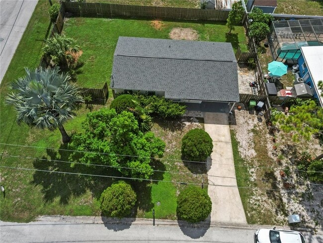 Building Photo - 3202 W Rogers Ave