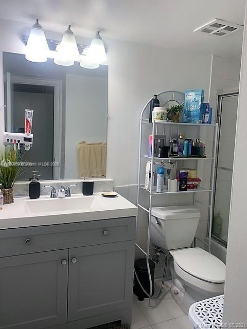 Building Photo - 7420 SW 82nd St