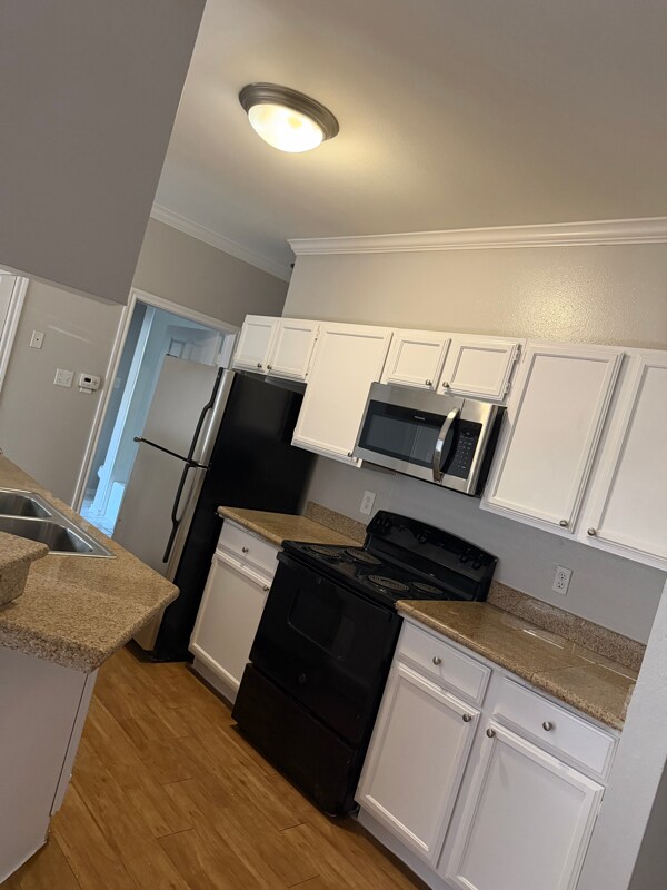 Building Photo - 6804 N Capital of Texas Hwy