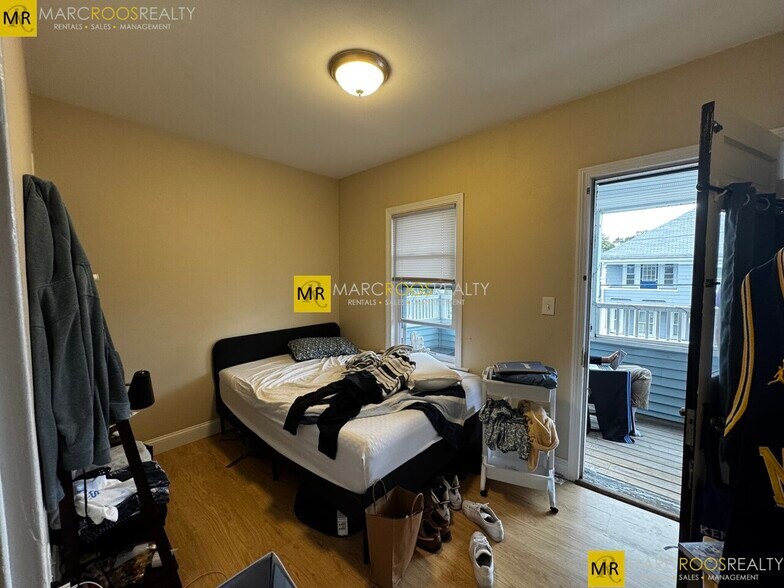 Building Photo - 28 Frederick Ave