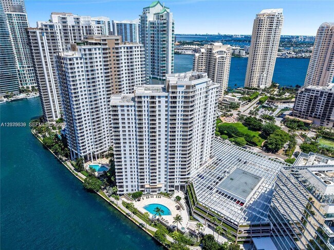Building Photo - 701 Brickell Key Blvd