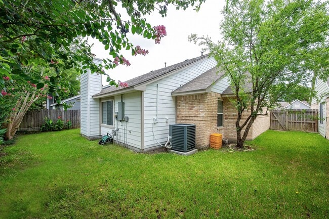 Building Photo - 12719 Ashford Knoll Dr