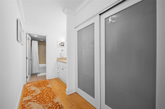 Building Photo - 5100 N Ocean Blvd