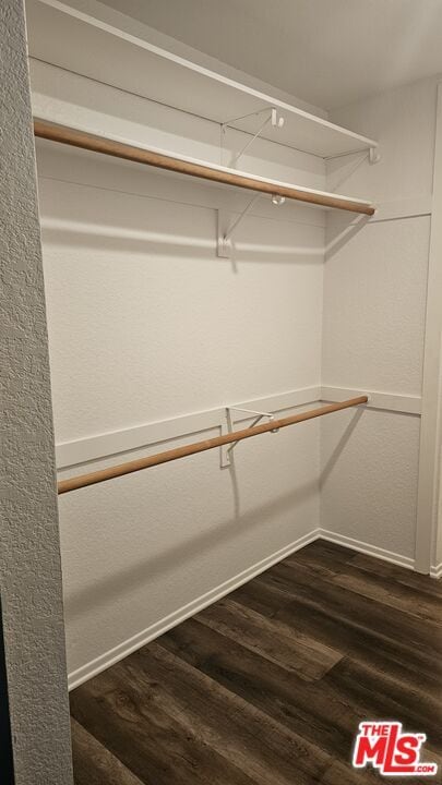 Building Photo - 3851 Amberly Dr