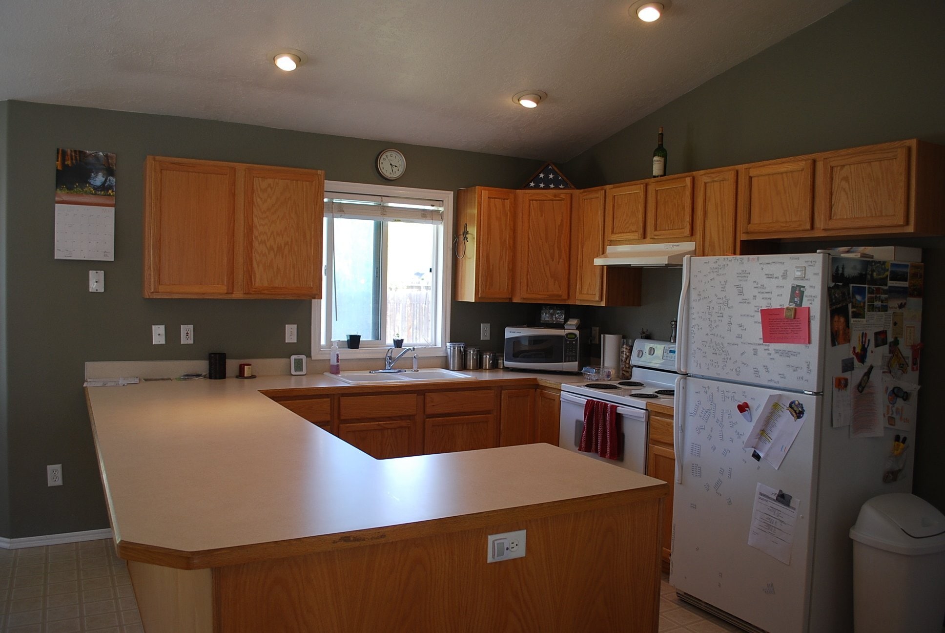 Building Photo - 2108 S Linda Vista Pl