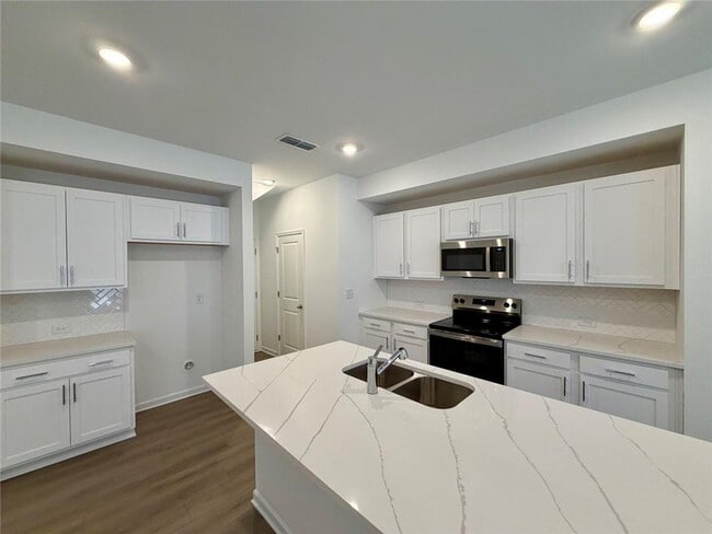 Building Photo - 5333 Frontier Ct