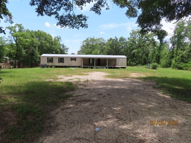 Building Photo - 217 Co Rd 438