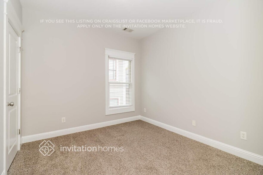 Building Photo - 3132 Cunningham Ln