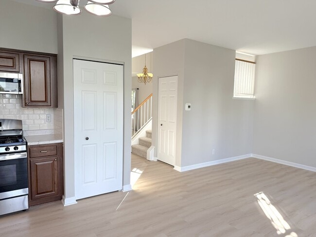 Building Photo - 21248 Edison Ln