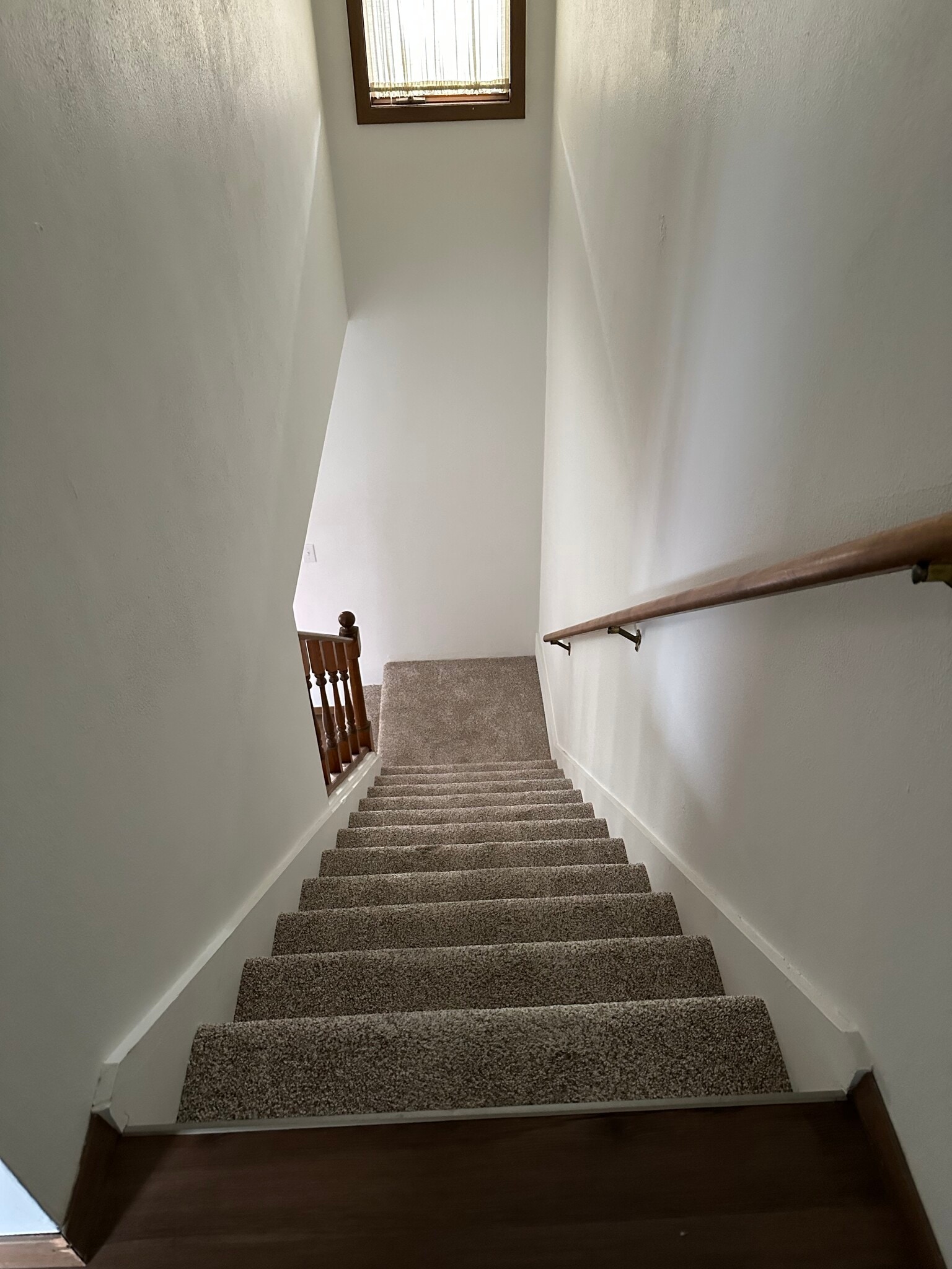 Building Photo - 220 N Monroe St